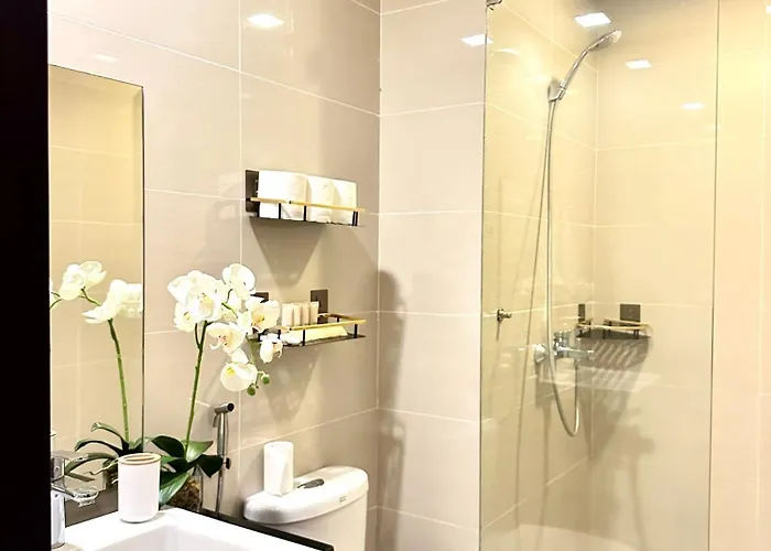 Aparthotel Modern At The Venice Luxury Mckinley Hill *