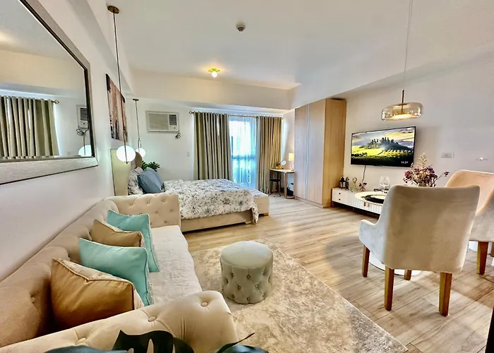 Modern At The Venice Luxury Mckinley Hill *